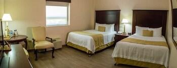 Hotel Plaza Calzada Monterrey Extérieur photo